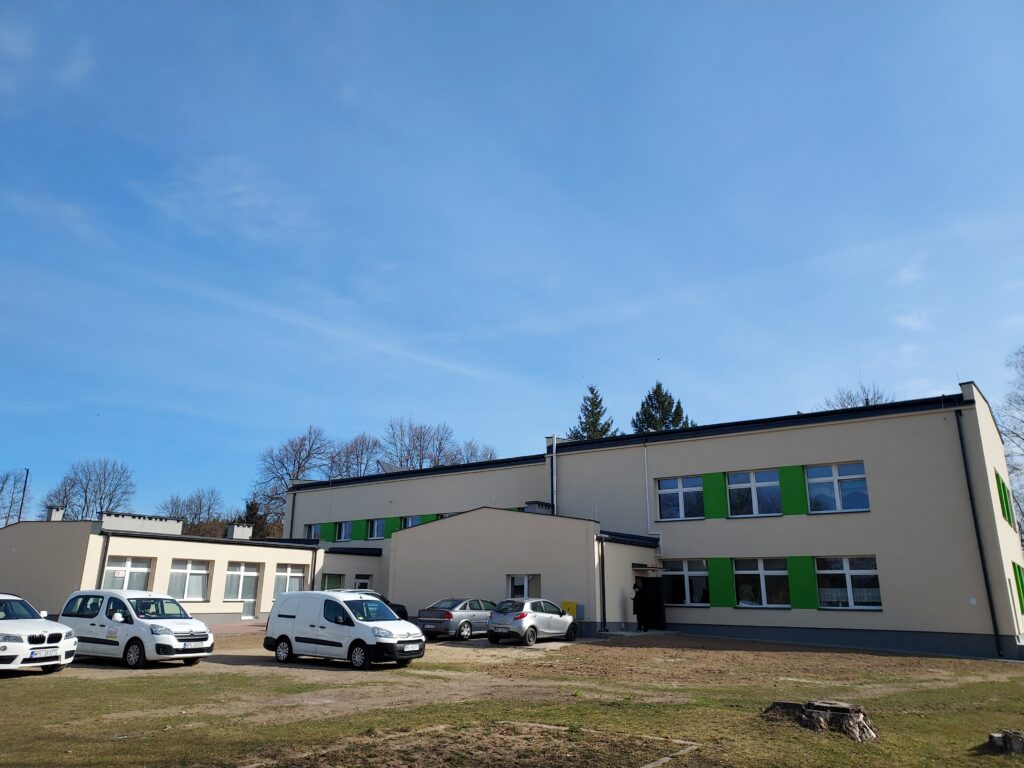 Budynek Szkoły Podstawowej w Gzowie